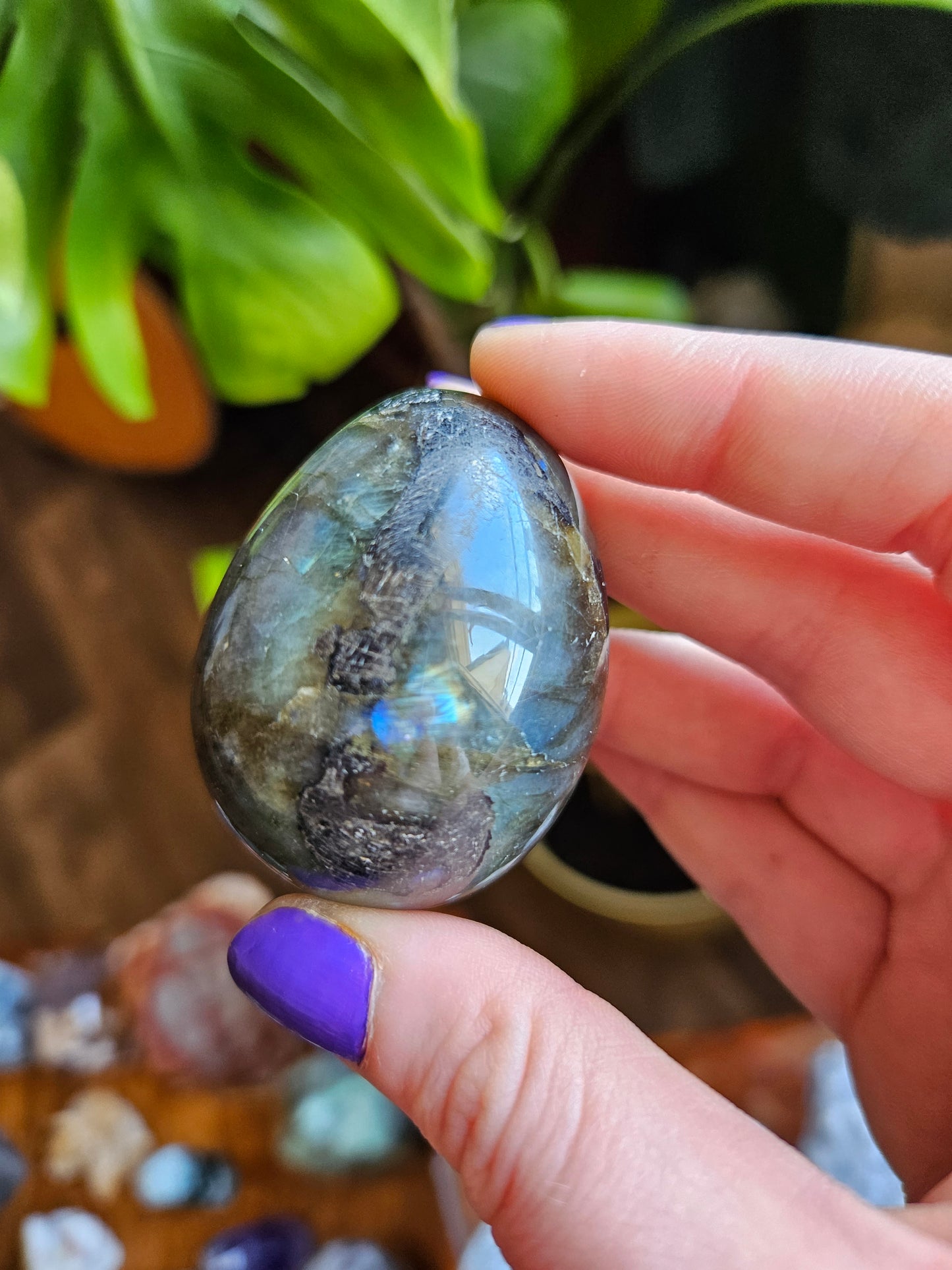 Labradorite egg