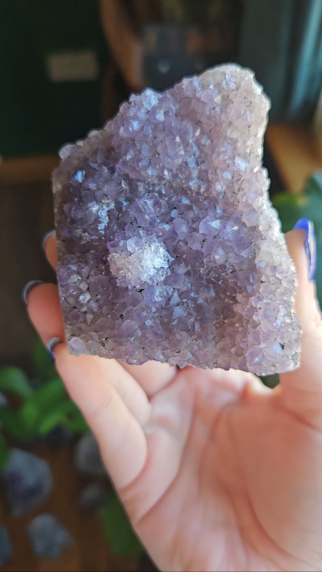 Amethyst with Quartz inclusion geode - 284g