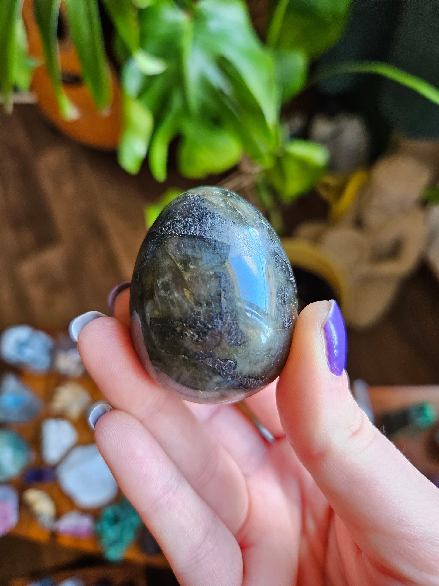 Labradorite egg