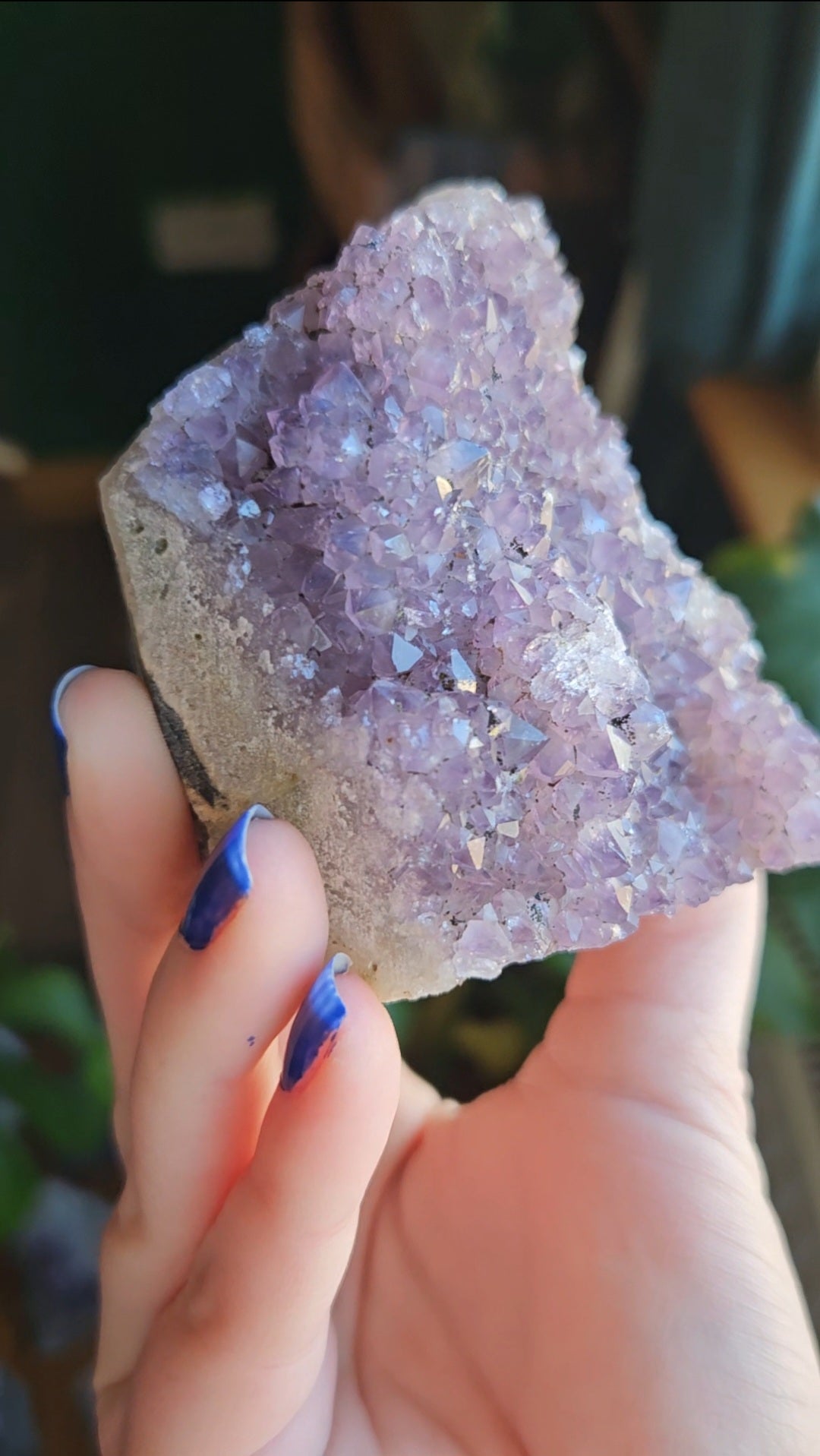 Amethyst with Quartz inclusion geode - 284g