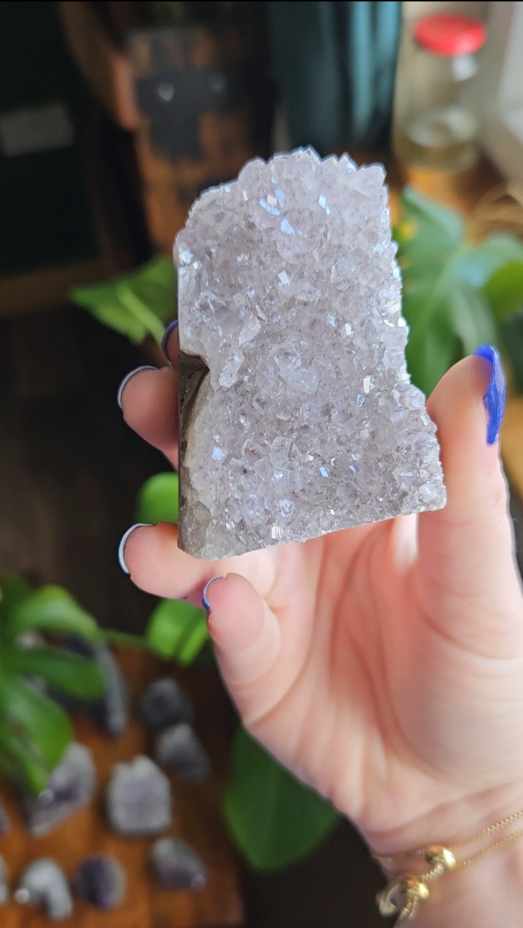 Amethyst geode - 119g