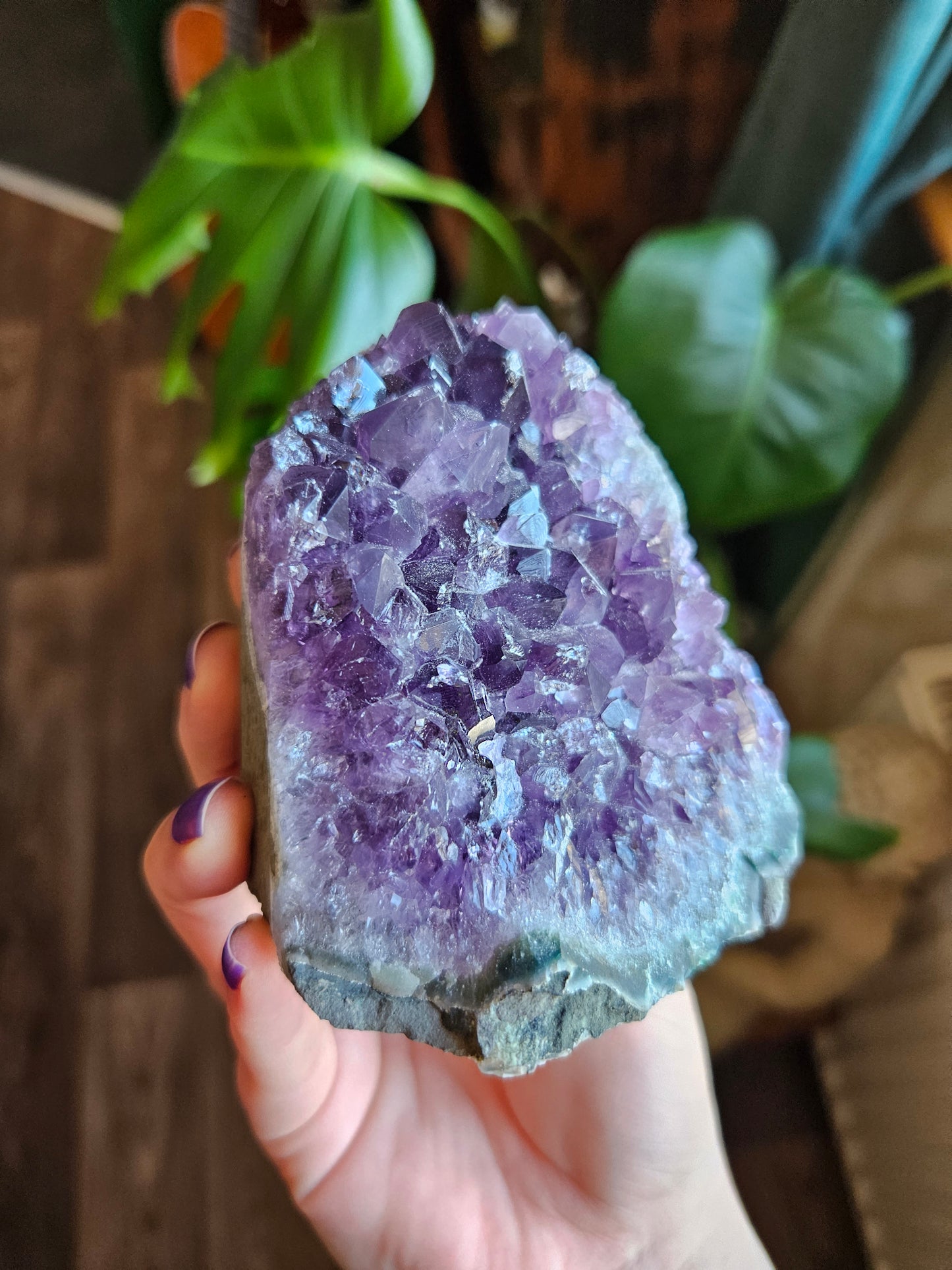 Large Grape Amethyst geode
