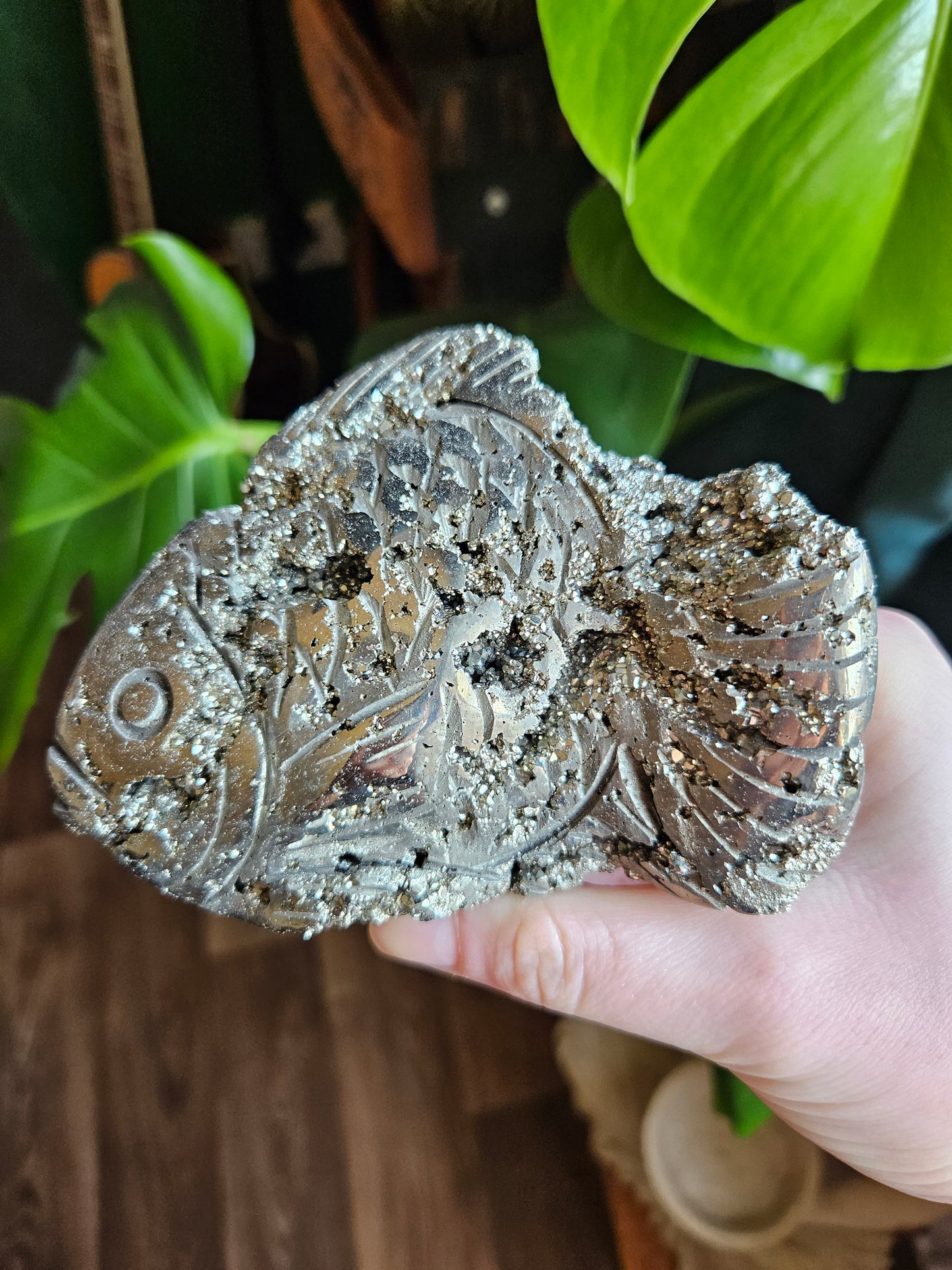 Pyrite Fish carving sculpture - 684g