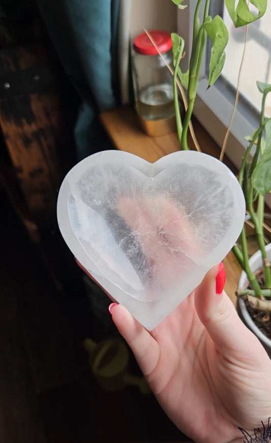 Selenite heart bowl