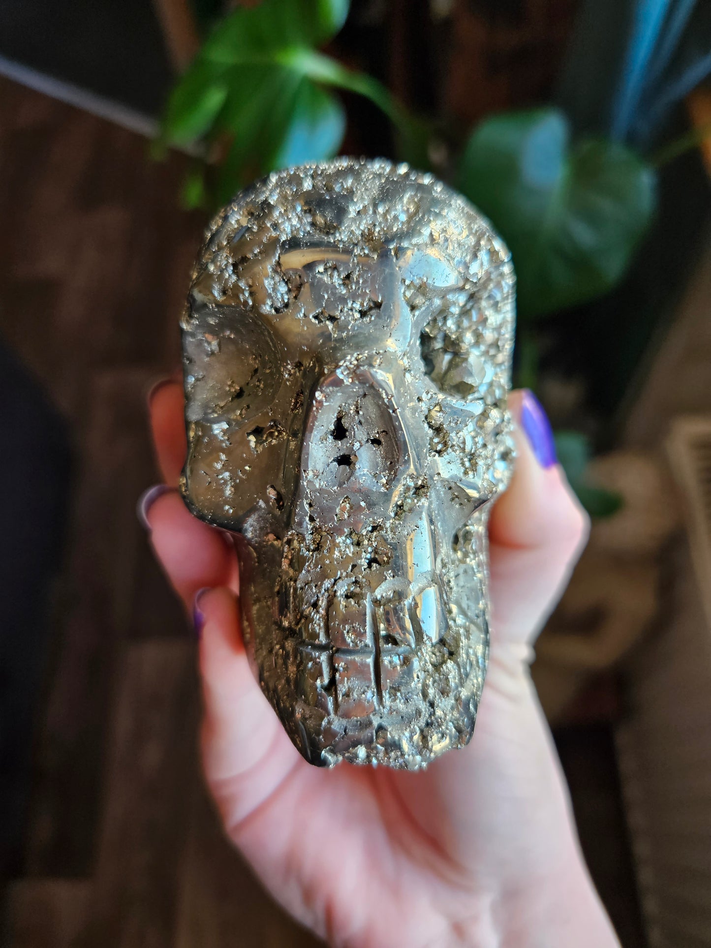 Peruvian Pyrite skull carving - 1kg
