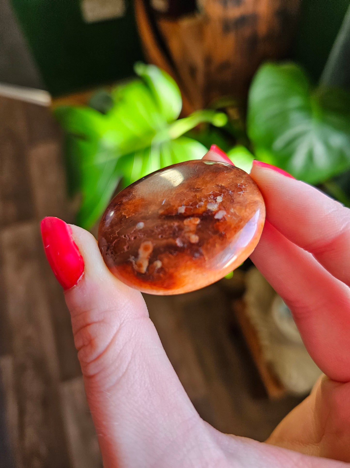 Mini Carnelian palmstone