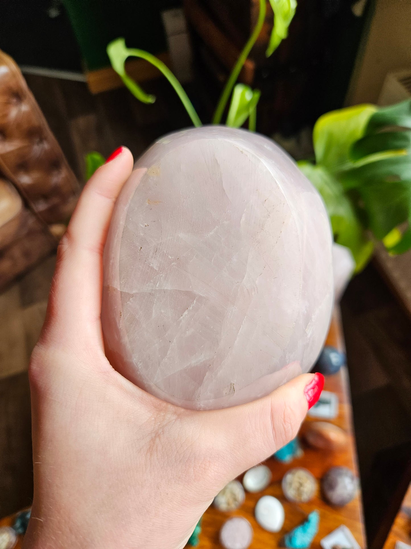 Stunning Rose Quartz crystal bowl - 5.5" inch / 817g