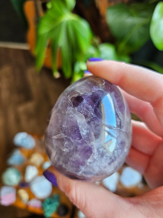 Dream Amethyst egg