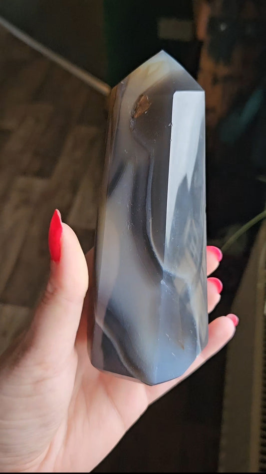 Orca Agate prism tower - 529g