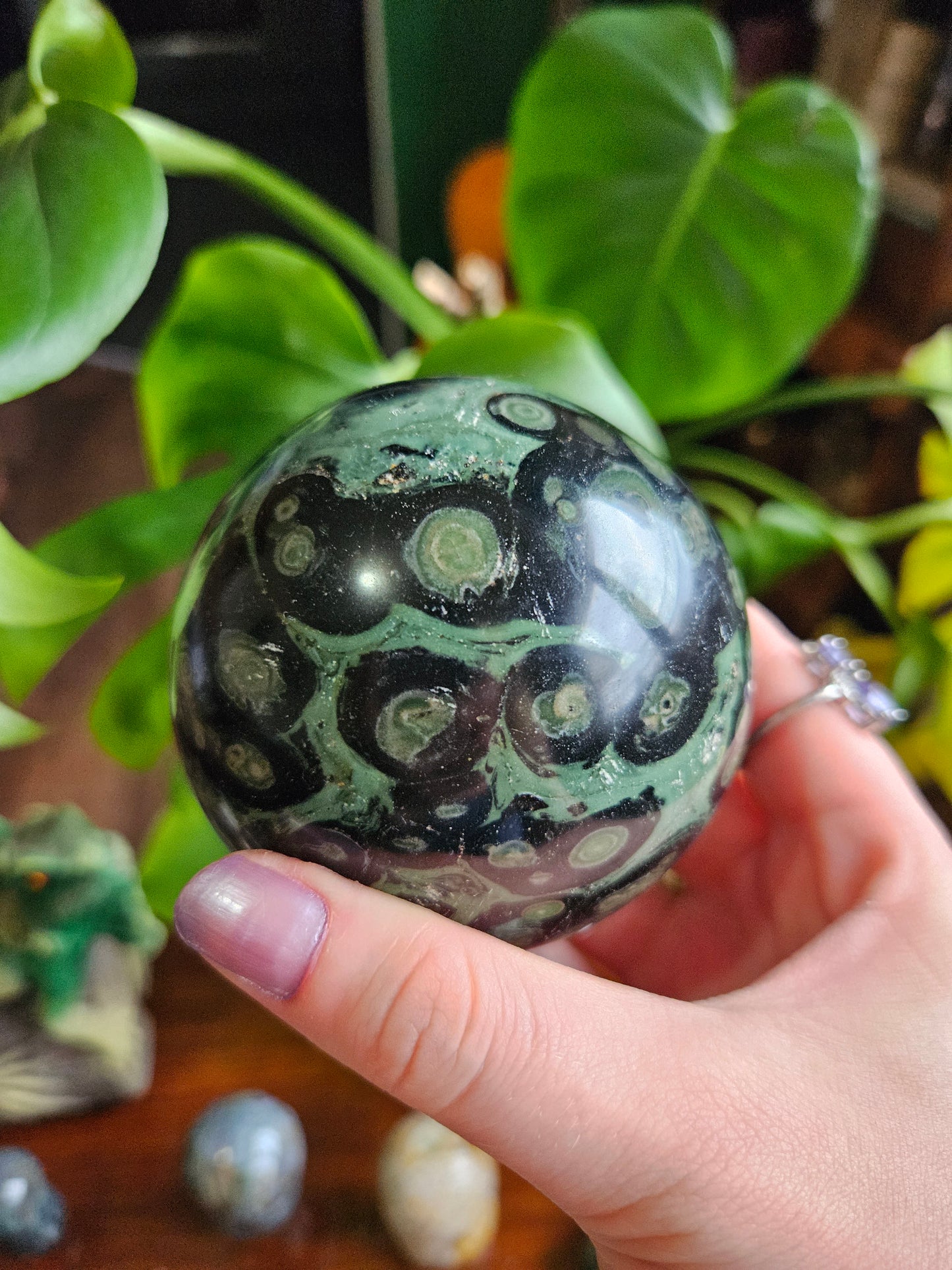 Kambaba Jasper planet - 706g