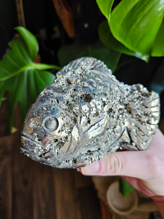 Pyrite Fish carving sculpture - 684g