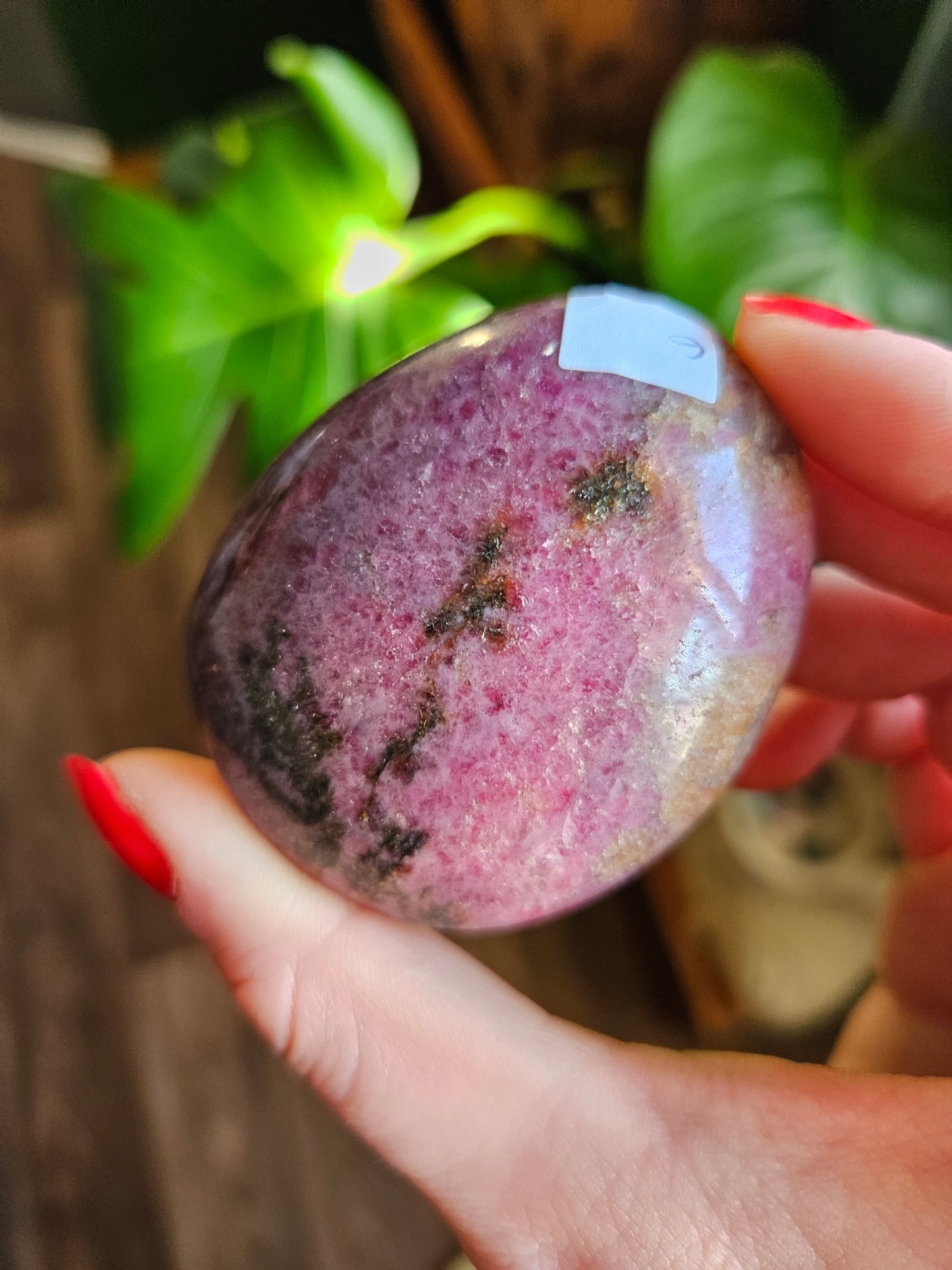 Rhodonite palmstone
