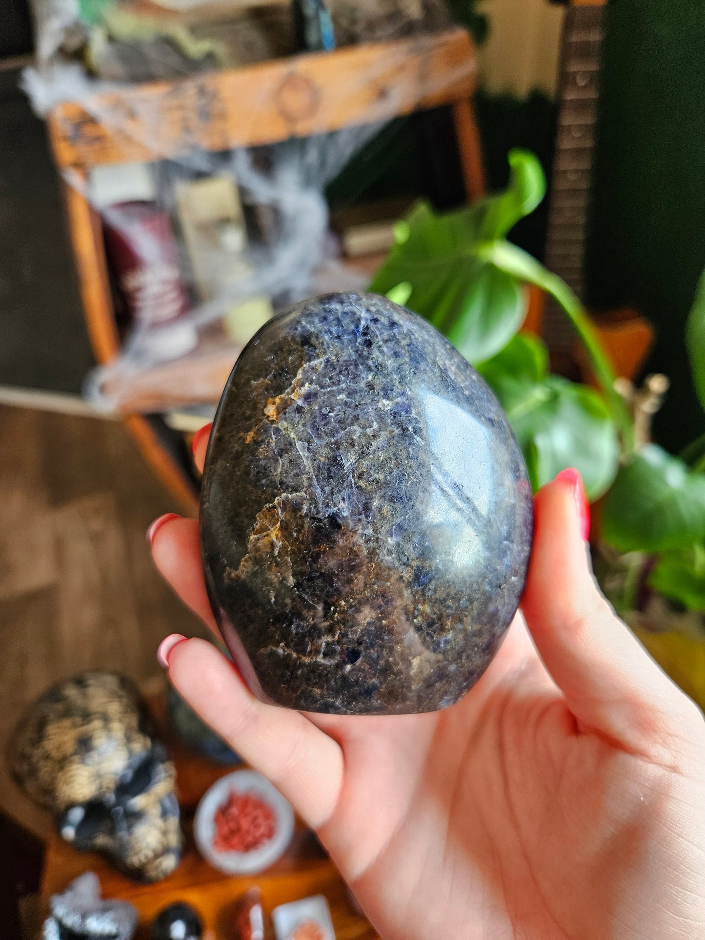 Iolite freeform