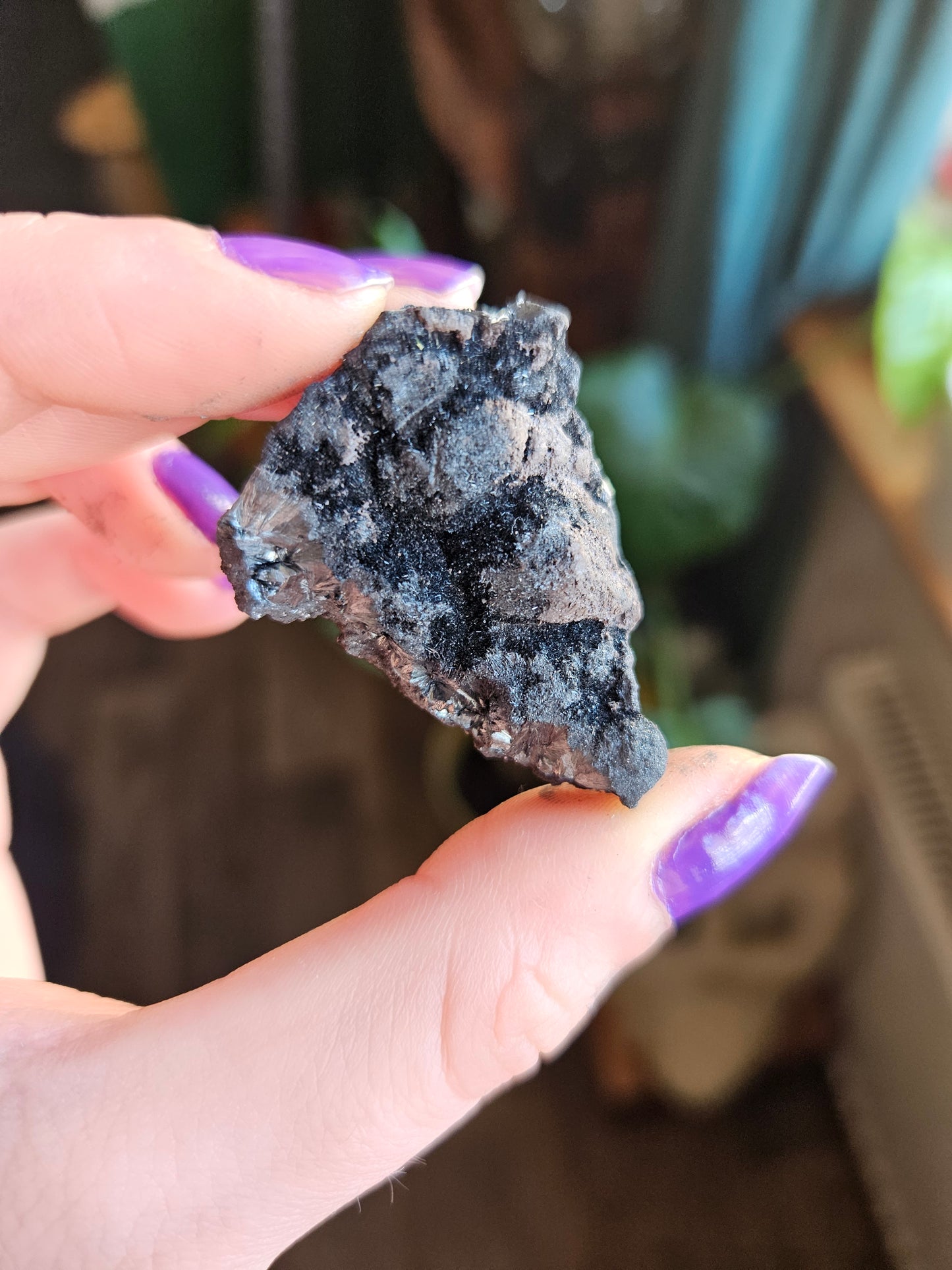 Pyrolusite specimen