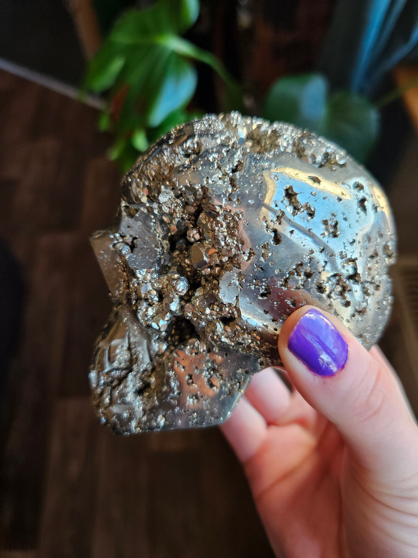 Peruvian Pyrite skull carving - 1kg