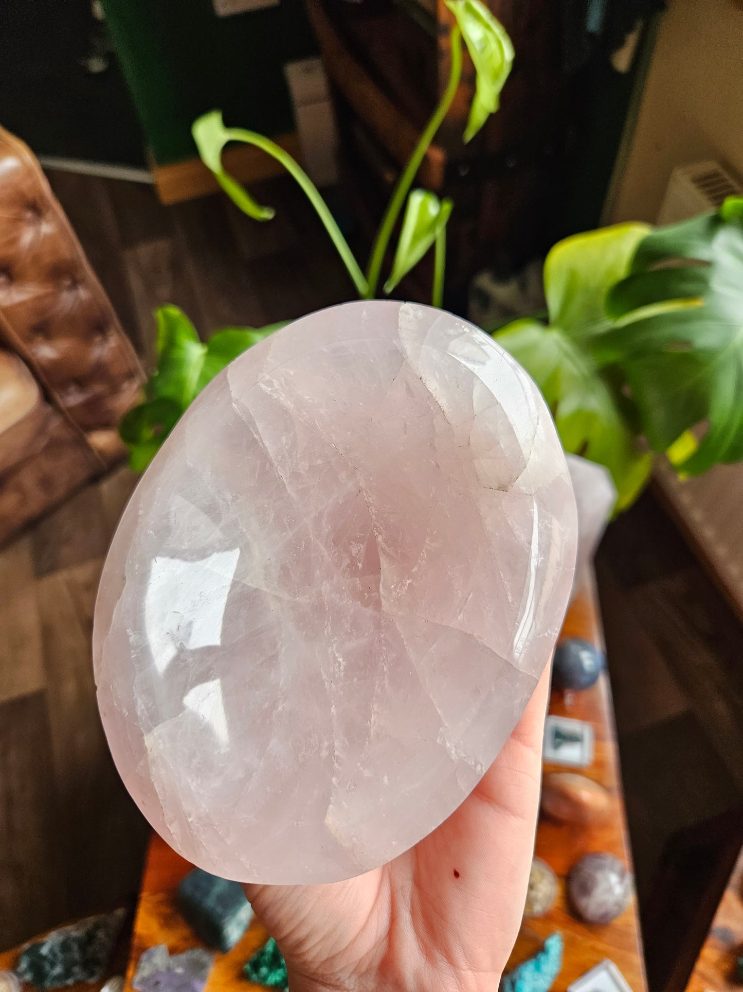 Stunning Rose Quartz crystal bowl - 5.5" inch / 817g
