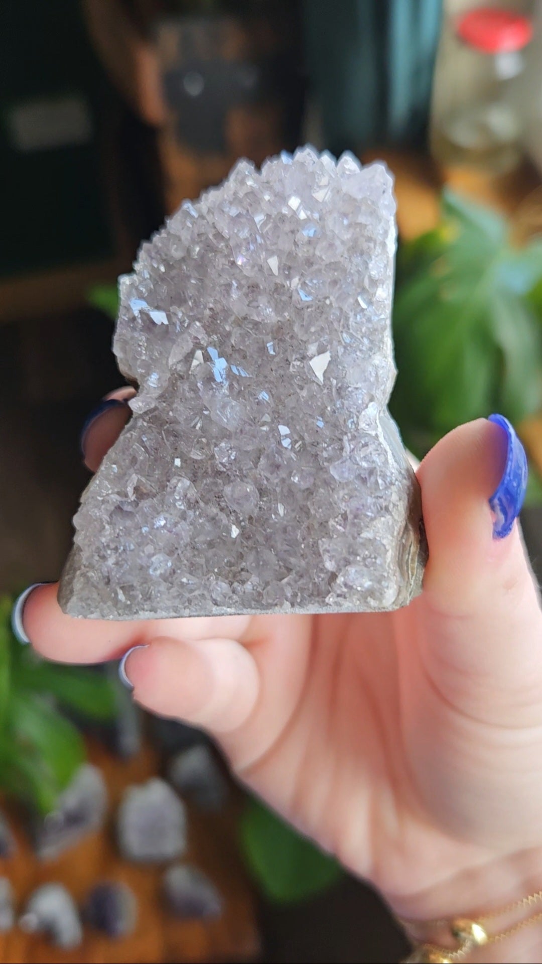 Amethyst geode - 119g