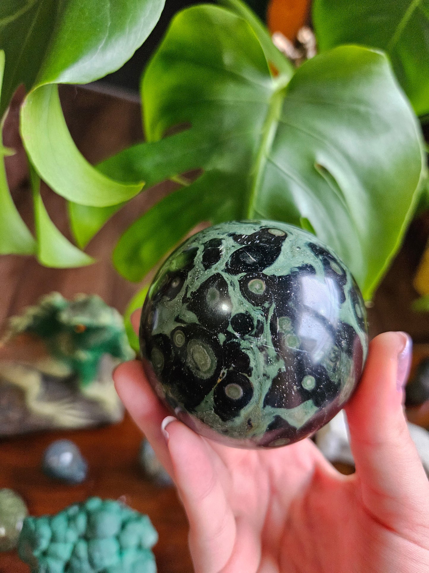 Kambaba Jasper planet - 481g