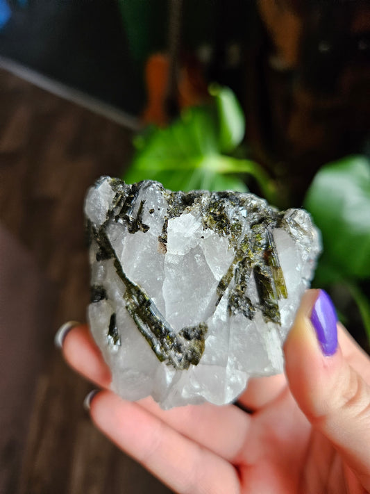 Green Tourmaline in Quartz - 148g