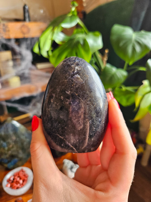 Iolite freeform