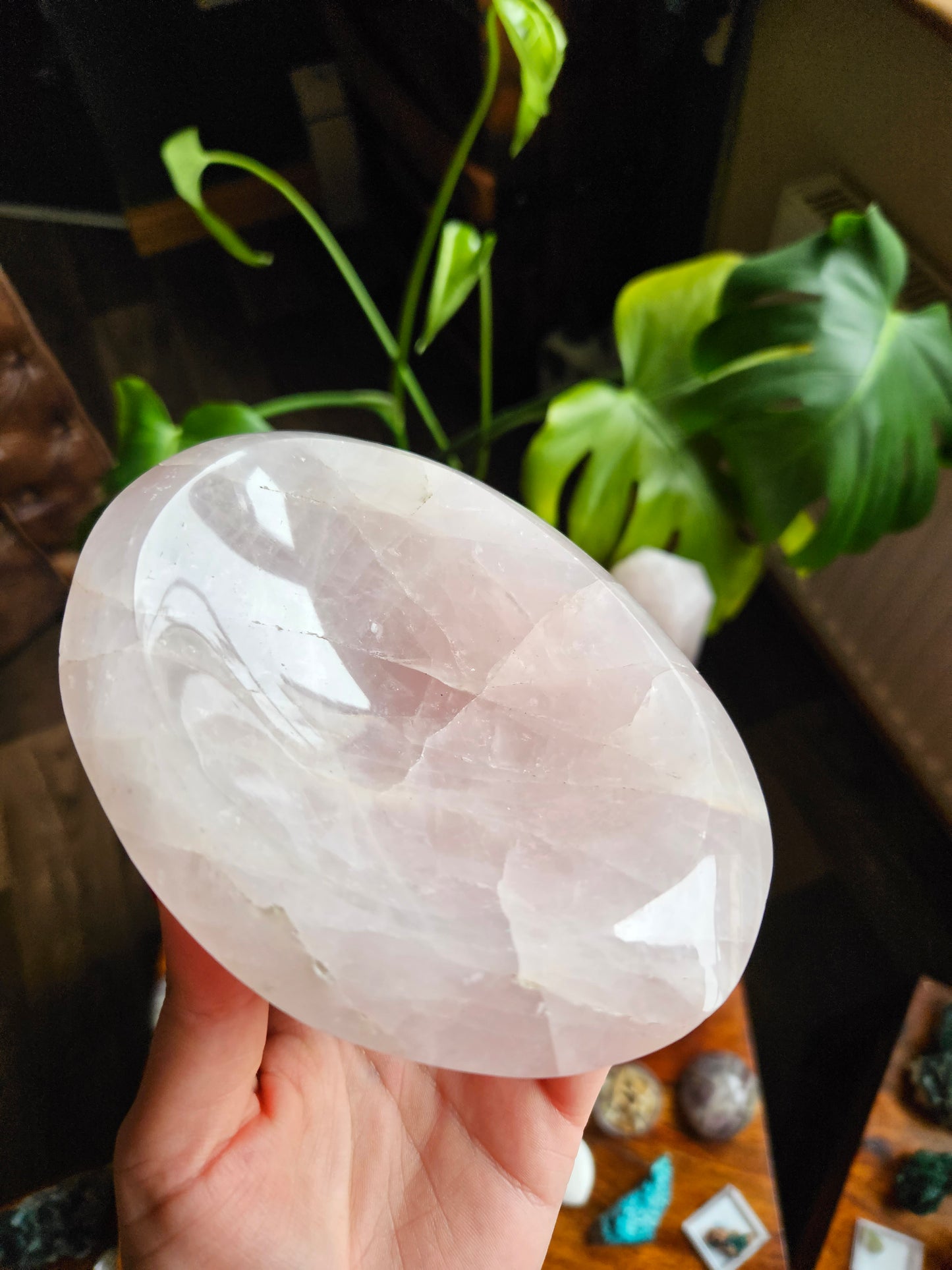Stunning Rose Quartz crystal bowl - 5.5" inch / 817g